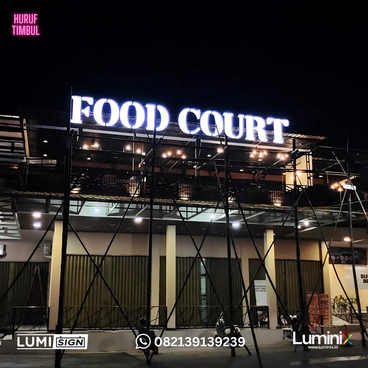 Huruf timbul dan letter display produksi Luminix terpasang di fasad bangunan