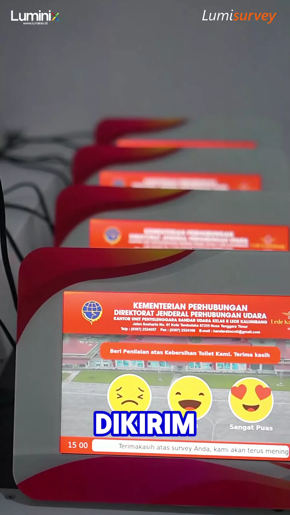 Mesin survey kepuasan LumiSurvey terpasang di bandara