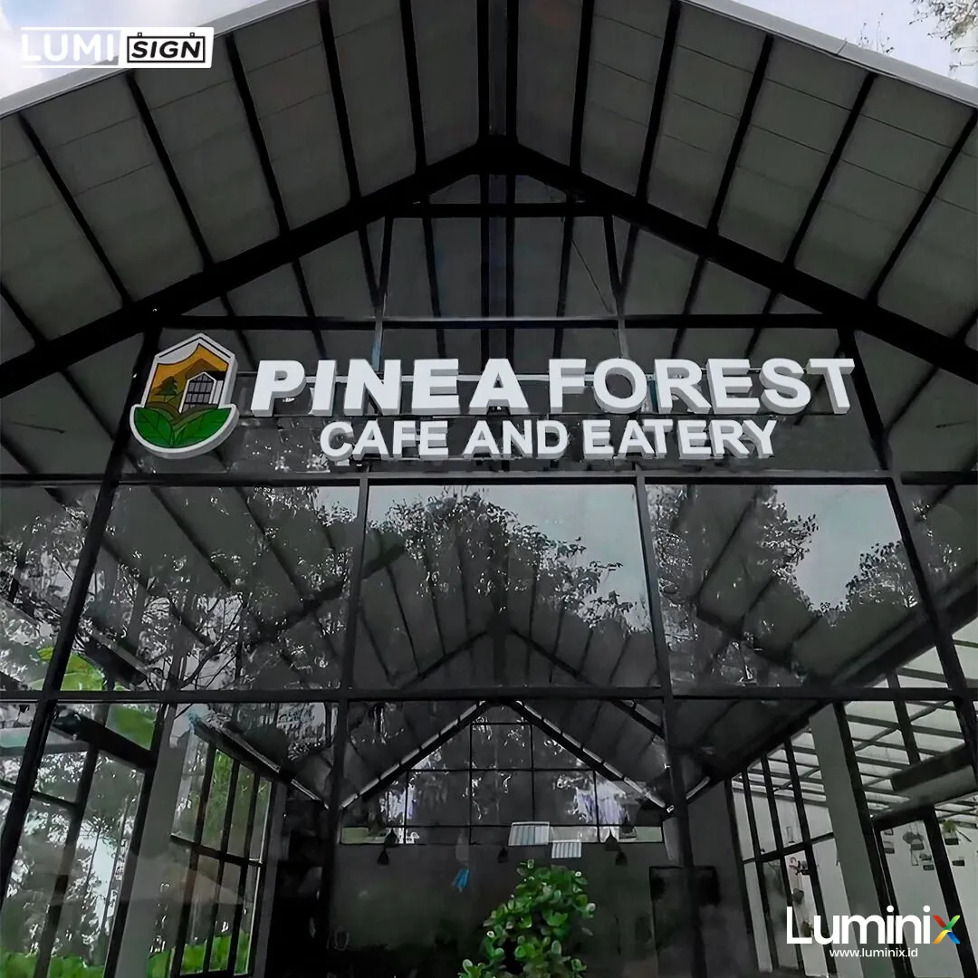 Huruf timbul Pinea Forest