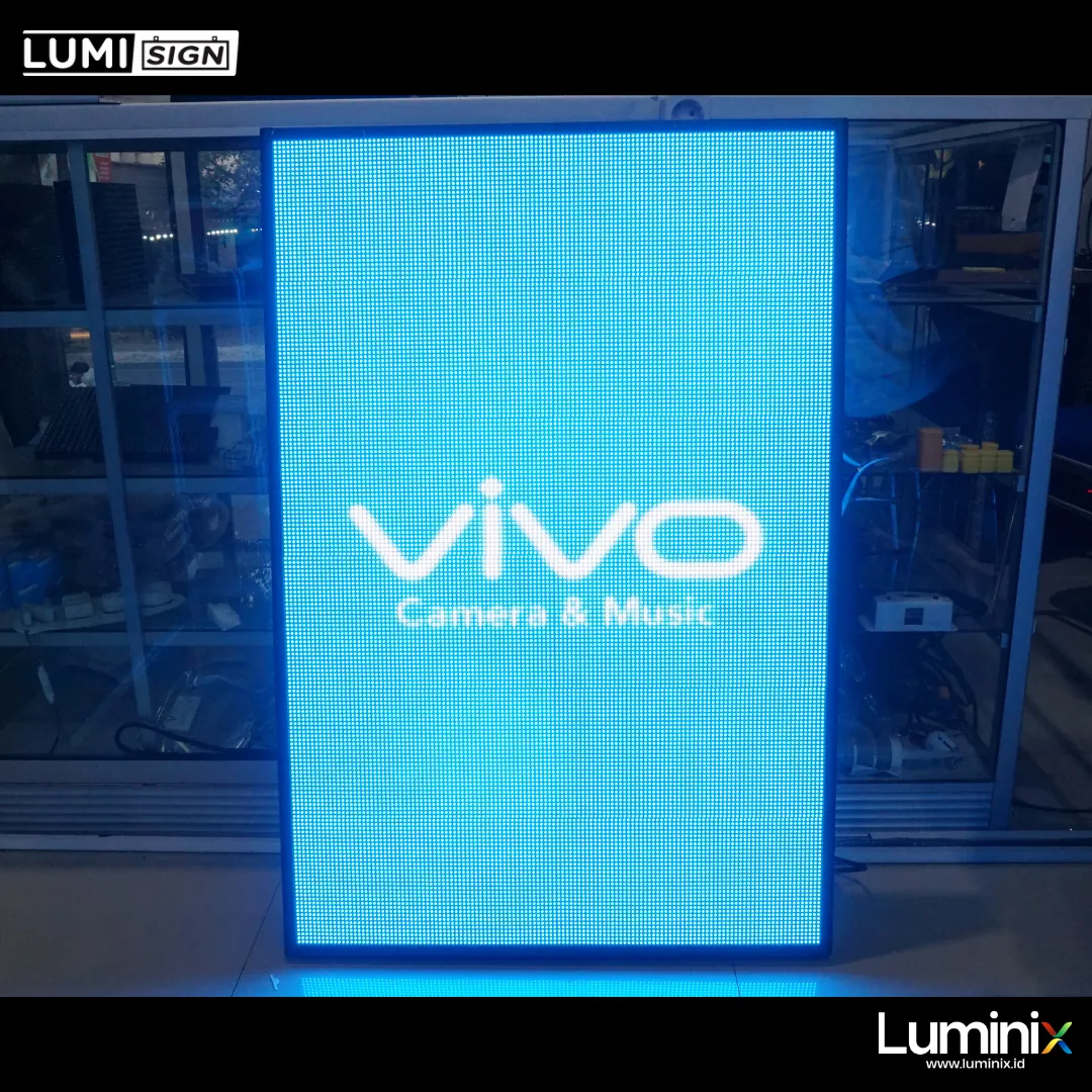 Huruf timbul vivo Camera & Music